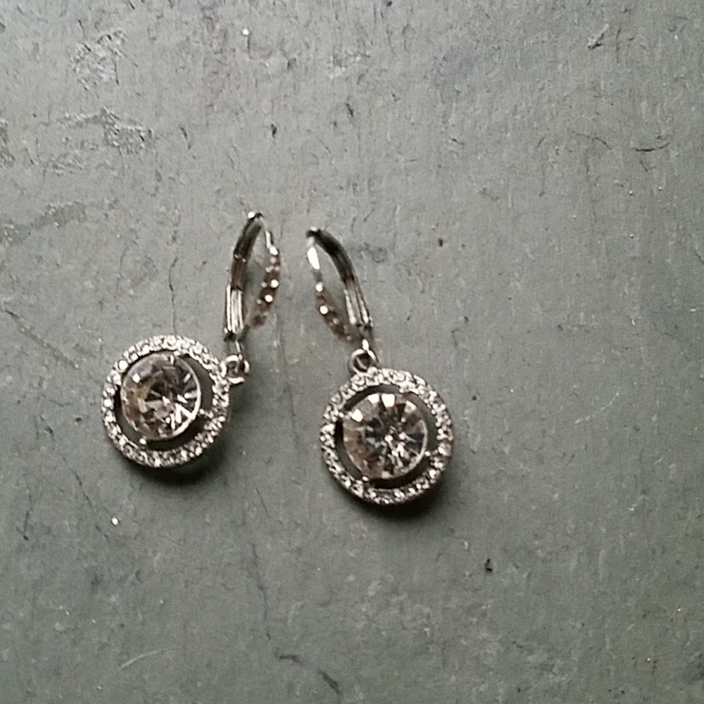 Sparkling earings